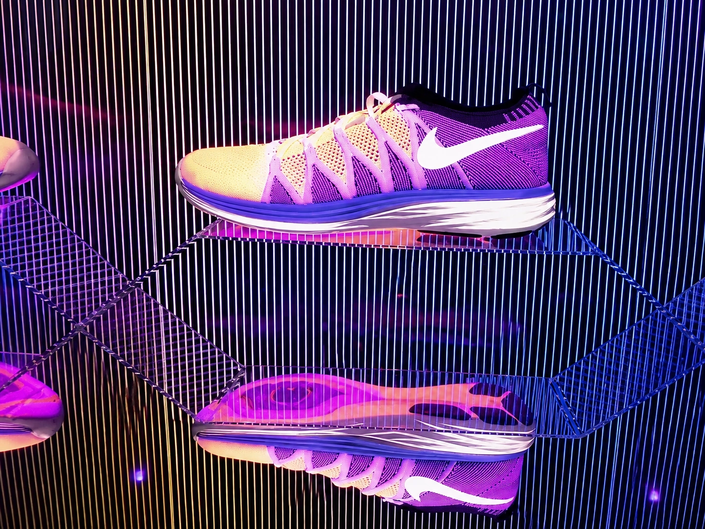 Nike holographic display in Amethys Technologies showreel